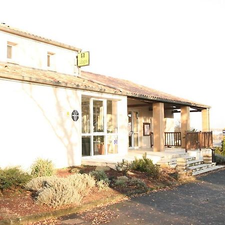 Logis Hotel Les 3 Marchands Bressuire Exterior foto